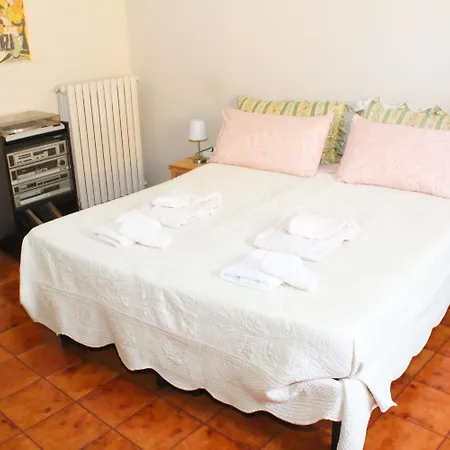 Con Vista Bed & Breakfast 2*