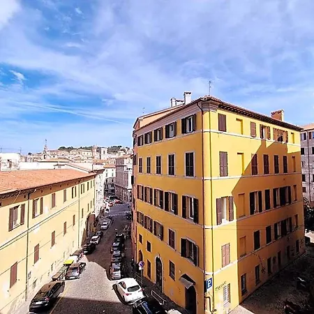 Alojamento de Acomodação e Pequeno-almoço Con Vista Ancona