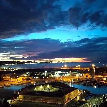 Con Vista Alojamento de Acomodação e Pequeno-almoço Ancona