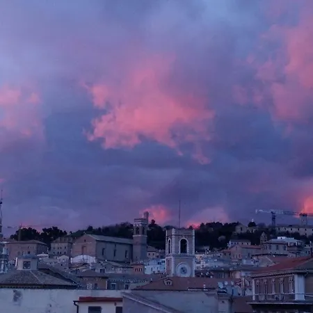 Con Vista Bed & Breakfast 2*